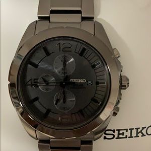Seiko solar